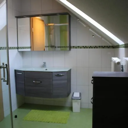 Urlaub Am Bauernhof Weichselbaum * 슐로스로세나우